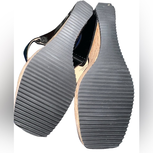 Adrienne Vittandini Black Patent Leather Slide in Sandal - Picture 4 of 6